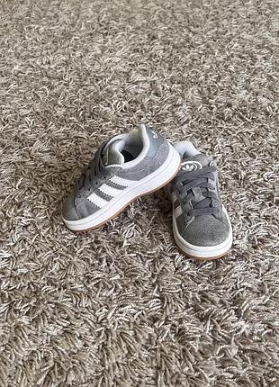 Стильні замшеві кросівки adidas campus 25,5 розміру