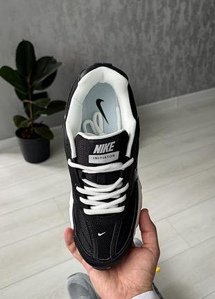 Nike initiator black/white 7