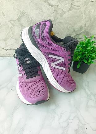 Жіночі кросівки new balance р.40
