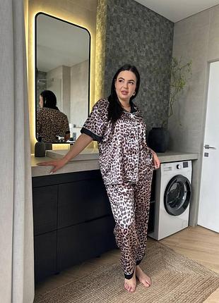 Женская шелковая пижама в сердечки батал, 2xl, 3xl, 4xl, 5xl