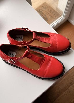 Червоні балетки мері джейн від українського бренду te shoes