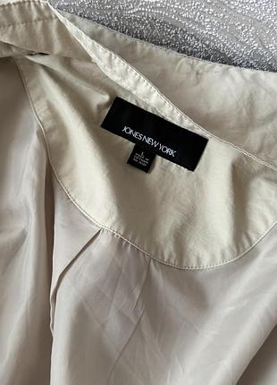 Тренч жіночий бежевого кольору jones new york розмір l 9