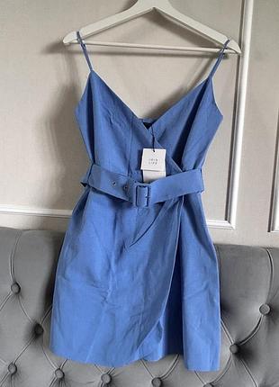 Сукня zara неймовірного блакитного кольору з ремінем