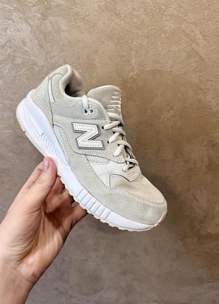 Жіночі замшеві кросівки від new balance 530