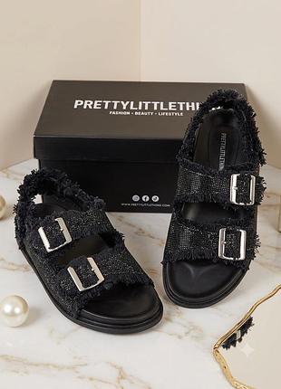✨ сяючі сандалі prettylittlething з ефектом необробленого краю