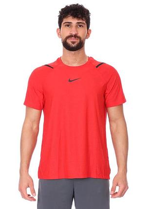 Nike pro combat футболка останні колекції