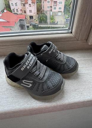 Дитячі кросівки skechers