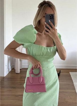 Красива сукня з відкритою спинкою zara