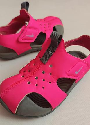 Оригінальні nike. р23.5 довжина устілки по факту 14см
ц475грн