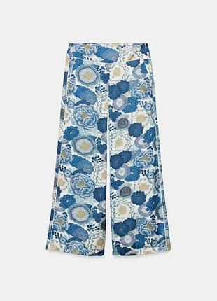 Брюки жіночі блакитні з квітами zara new