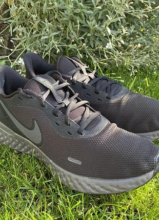 Оригінальні кросівки nike revolution 5 bq3204-001 чорні р46/30 см