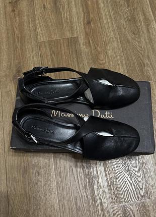 Закриті шкіряні сандалі massimo dutti