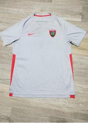 Чоловіча спортивна футболка nike, розмір l