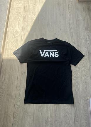 Футболка vans
