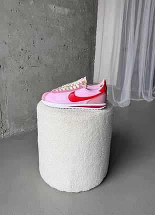 Женские кроссовки nike cortez pink / red - стильные женские кроссовки nike cortez, розово-красные фирменные кроссовки nike cortez