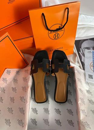 Жіночі шльопанці hermes chypre, бренд hermes, стильні шльопанці hermes, модне взуття hermes chypre, комфортні шльопанці hermes для