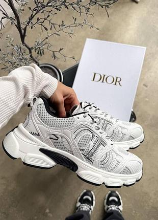 Женские кроссовки dior chrono, кроссовки диор женские стильные, модные кроссовки dior chrono белые, спортивные кроссовки dior женс