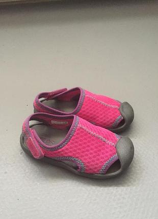 Сандалии crocs 2