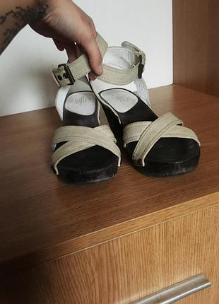 Холщовые босоноги с деревянной платформой