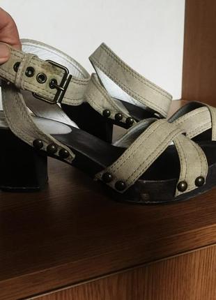 Холщовые босоноги с деревянной платформой