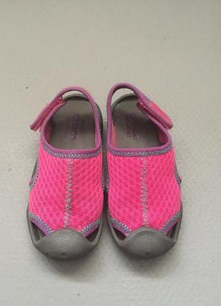 Сандалии crocs 5