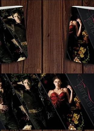 Чашка біла керамічна "дневники вампіра" the vampire diaries abc