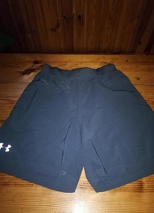 Жіночі шорти р. м under armour