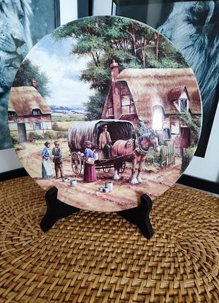 Коллекционная фарфоровая тарелка "country days" wedgwood the tinker" (лудильщик)