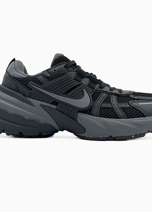 Чорні кросівки унісекс nike v2k runtekk black х ейр макс 42