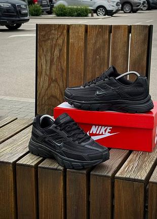 Кроссовки nike initiator
