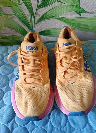 Кроссовки hoka