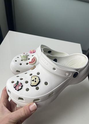 Crocs platform 2