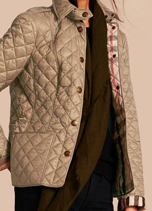 Жіноча легка куртка burberry brit