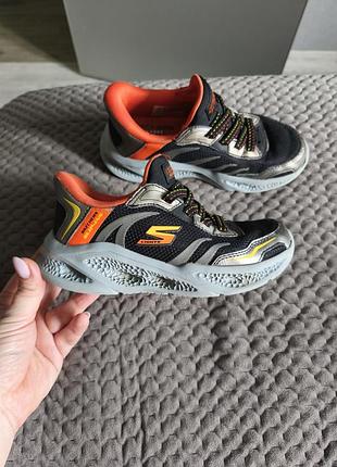 Кроссовки skechers black meteor-lights brisk-beams trainers us 12 поисков 11 eur 28.5 18 cm