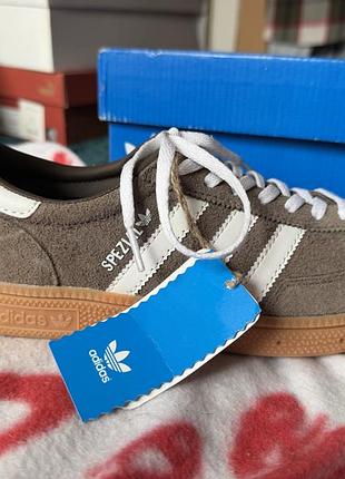 Adidas spezial нові замшеві кросівки коричневі з білим розмір 39