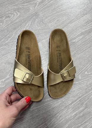 Жіночі шльопанці birkenstock