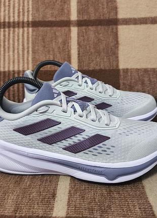 Женские кроссовки adidas