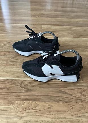 Жіночі кросівки new balance 327 size 39,5 25см