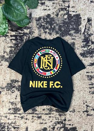 Футболка nike