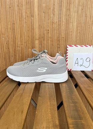 Кроссовки skechers dynamight 2.0-eye to eye