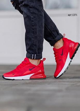 Текстильні кросівки червоного кольору nike