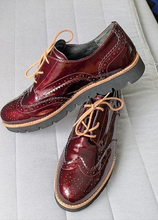 Женские туфли оксфорды gabor 39-40 р. 25.5 см кожаные, лакированные, легкие, комфортная стелька.