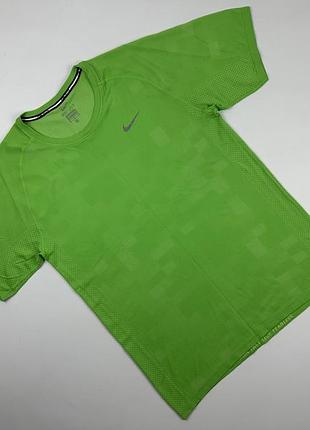 Чоловіча футболка для бігу nike dri fit knit contrast ss 683604