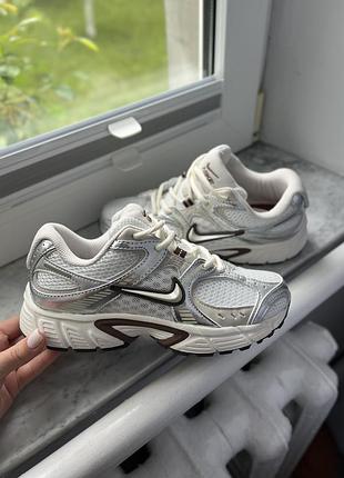 Кросівки nike v5 rnr