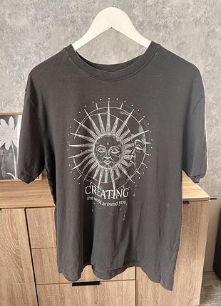Оверсайз футболка з принтом