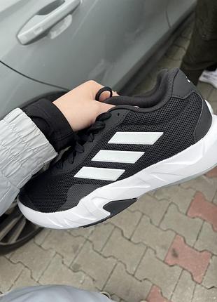 Кросівки жіночі adidas