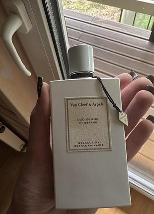 Van cleef and arpels oud blanc