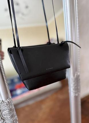 Сумочка на длинной ручке acne studios