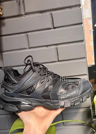 Balenciaga track 9