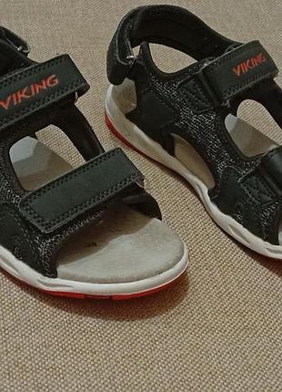 Босоніжки сандалії viking 32  21см